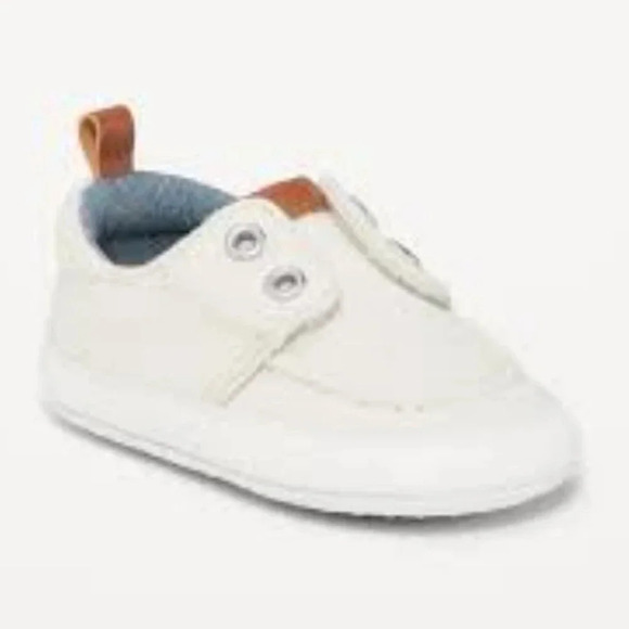 New Toddler boy size 7‎ Old Navy canvas boat style Sneakers Slip on shoes - Picture 1 of 5